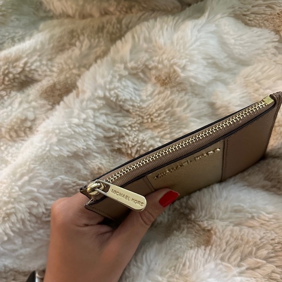 Michael Kors Women's Center Stripe MK TZ Coin Pouch Wallet DK Khaki Gold Leather - Picture 6 of 9